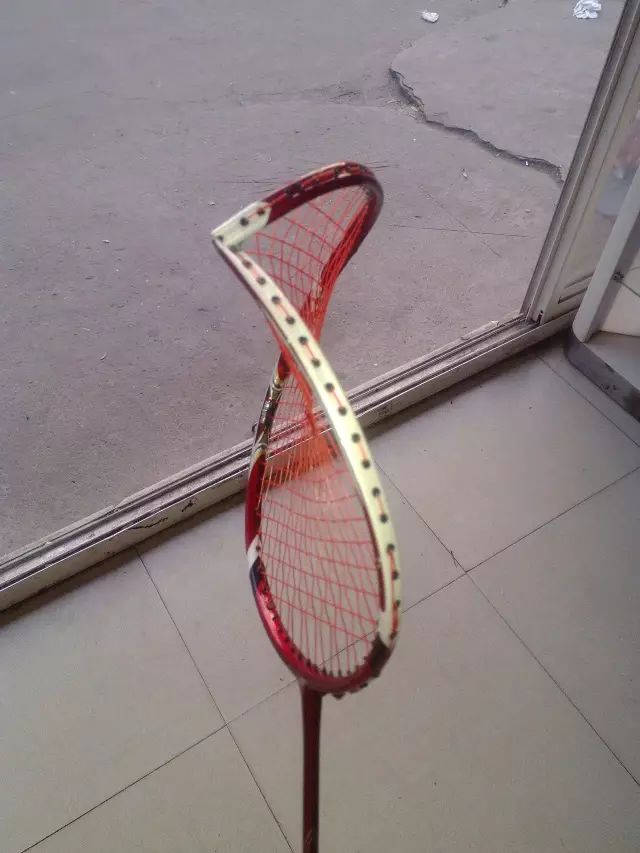 新手如何打好高平衡点的球拍,怎样才能把球拍发挥出最大威力