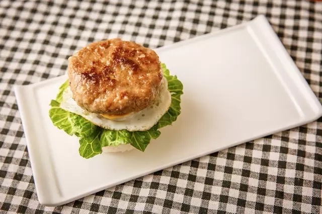 没吃完的汉堡怎么做法好吃,米汉堡要如何制作