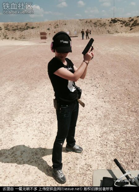 26岁女汉子苦练20年武功越战越勇,女汉子练枪视频