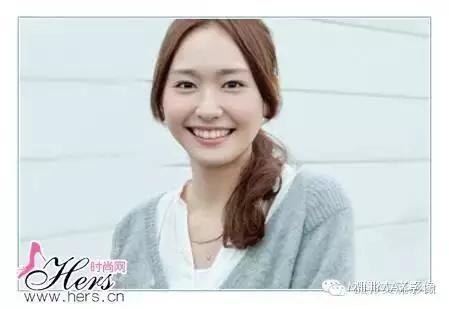 拍照怎么笑得好看又自然不露牙,拍照时如何笑得更好看更自然