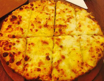 每个饥寒交迫的晚上,一块披萨就能让我荡漾