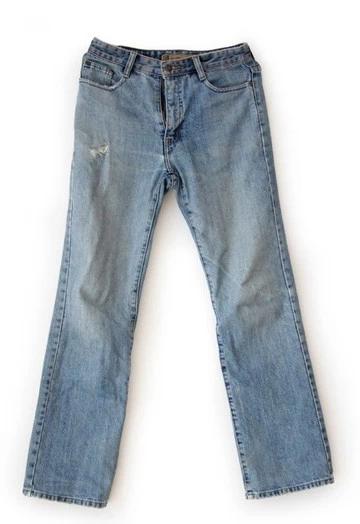 旧牛仔裤改造收纳袋教程,废旧牛仔裤手工改造收纳袋的做法