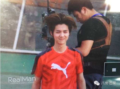 鹿晗现在的真实消息,鹿晗破了哪些迪尼斯记录