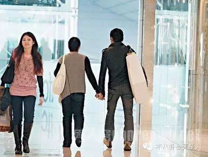 被咒摔死，扒皮狂黑，门不当户不对？当明星的伴侣有多不容易