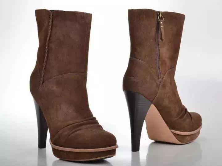 卖假ugg被抓,假ugg被查处