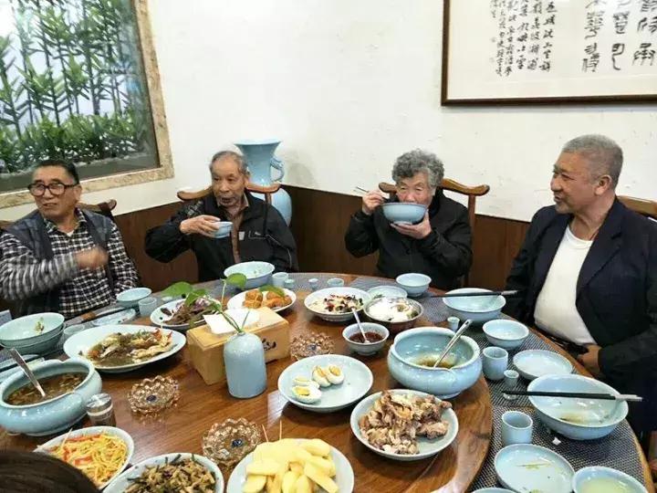 香港苏富比2017年汝瓷拍卖,香港苏富比2023秋拍宋瓷