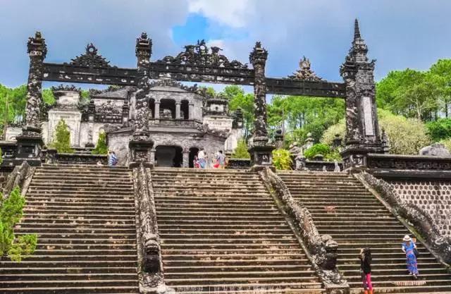 云南最美公路自驾出行攻略,自驾去云南沿途的风景美不胜收