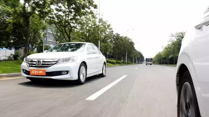 米其林竞驰4suv轮胎价格,米其林轮胎浩悦4对比竞驰4