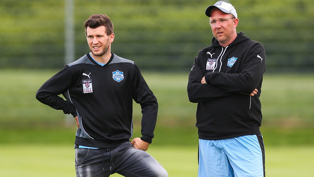 身残志坚！因意外失去左前臂，然后他成为职业足球史上第一人