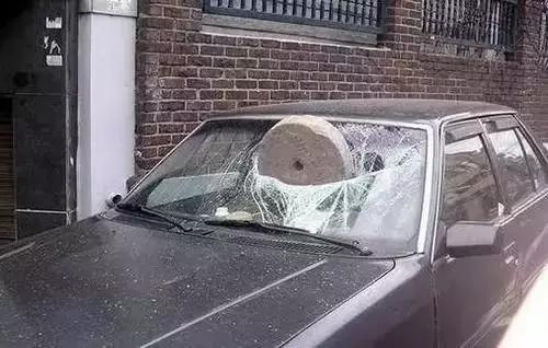 车被堵住拨打110合适吗,车堵住了打114也没有用怎么办