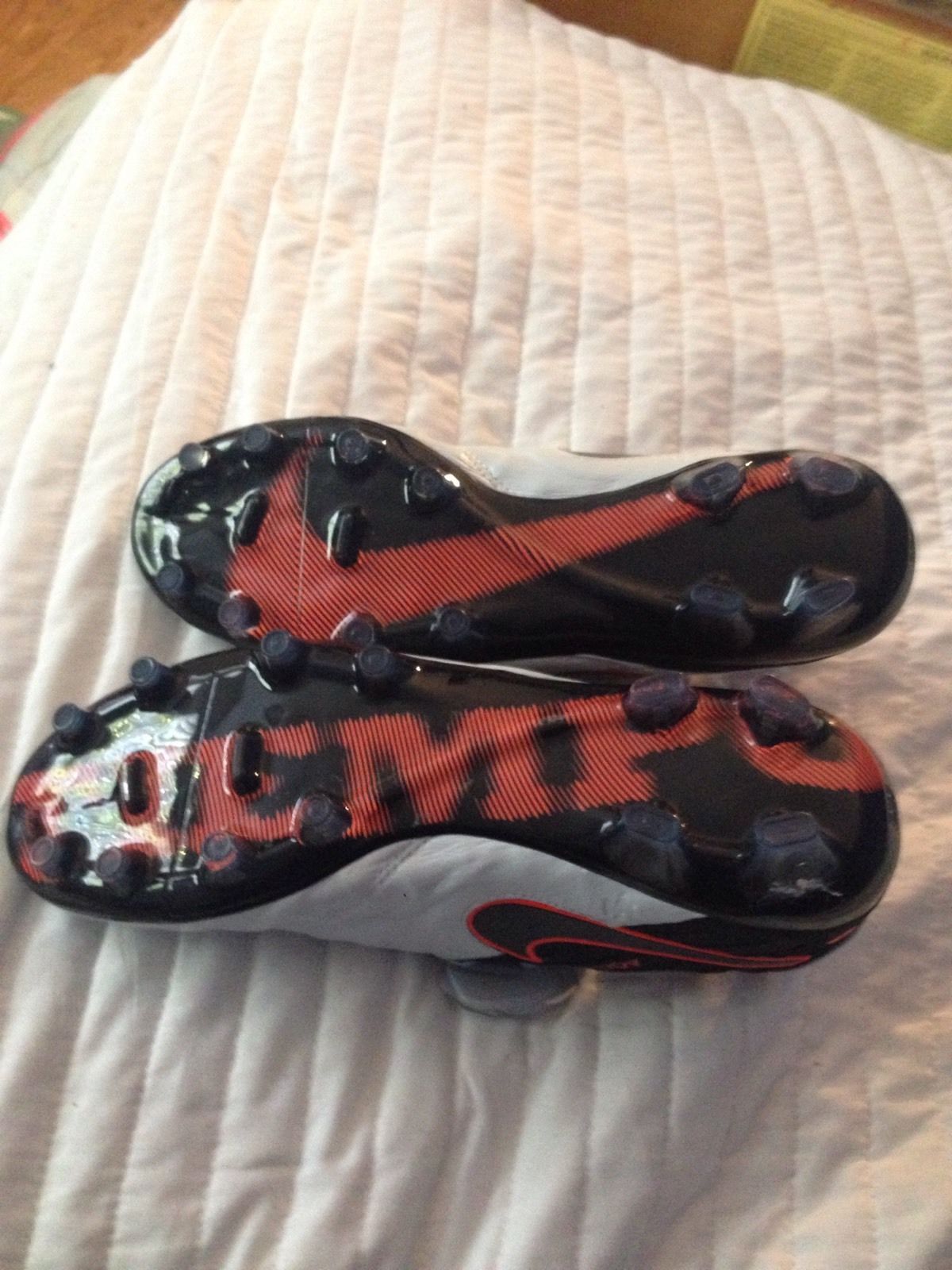 niketiempo皮尔洛,nikepremier3皮尔洛