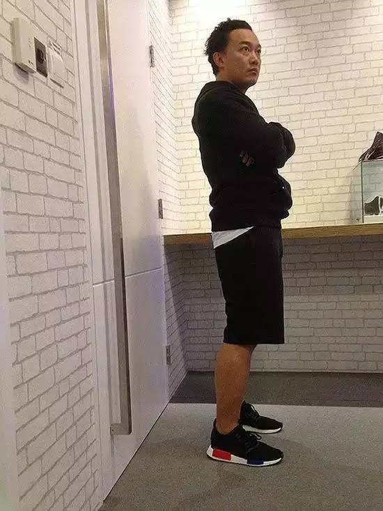 余文乐穿的匡威鞋子是哪一款,余文乐穿过的adidas鞋