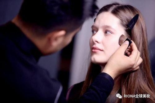 迪奥70周年纪念口红,dior70周年限量版