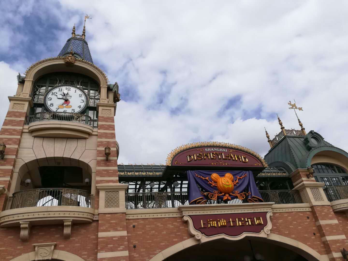 上海迪士尼之行,上海迪士尼洛洛