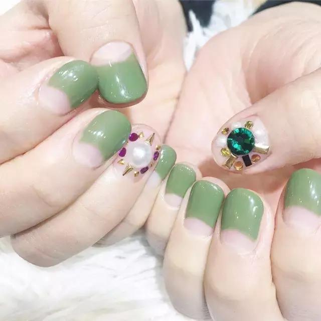 各种宝石美甲,蓝色宝石顶级奢侈品胸针