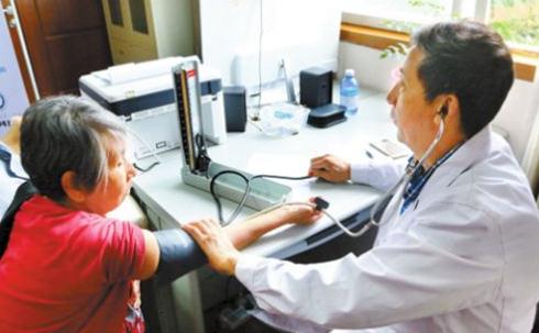 在家门口看病人,在家门口就医真方便