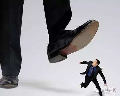 生意上遇到小人怎么化解,事业不顺招小人该怎么办呢