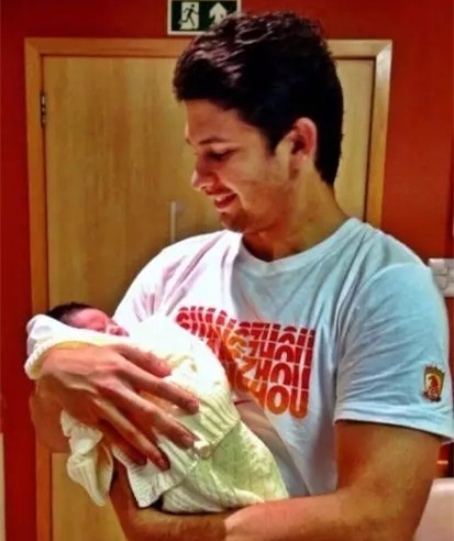 上港恒大埃神回避条款,亚冠恒大对上港埃神