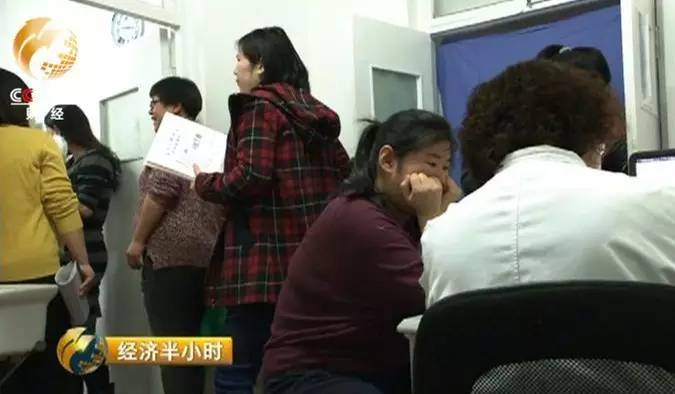 猴宝宝难产,产房一床难求到现在