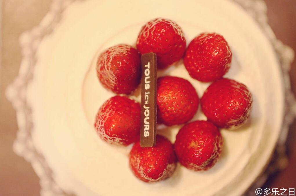 都教授代言服装,都教授北京现代广告