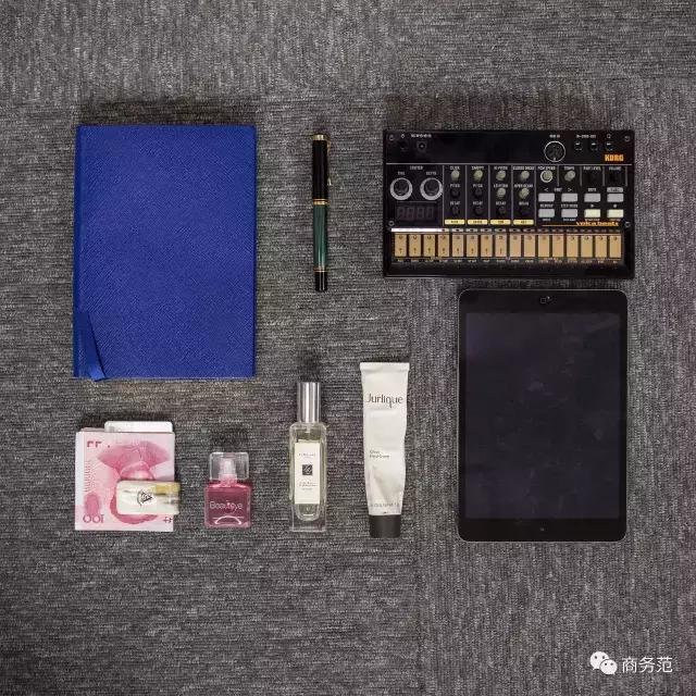 我翻了13个男人的包包，金牛座的男人最爱买买买？