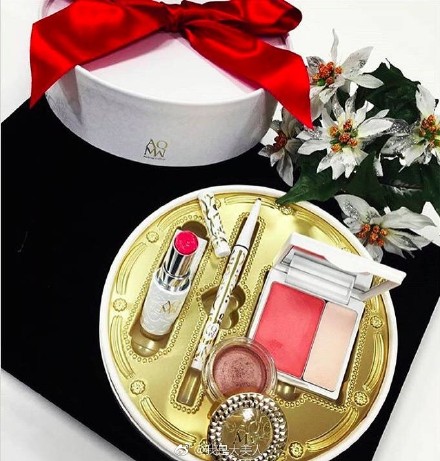 兰蔻圣诞限定彩妆怎么样,圣诞限定美妆礼盒排行榜