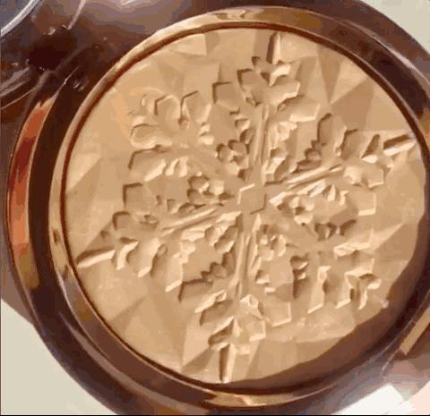 圣诞限定彩妆,圣诞限定彩妆必买清单价格