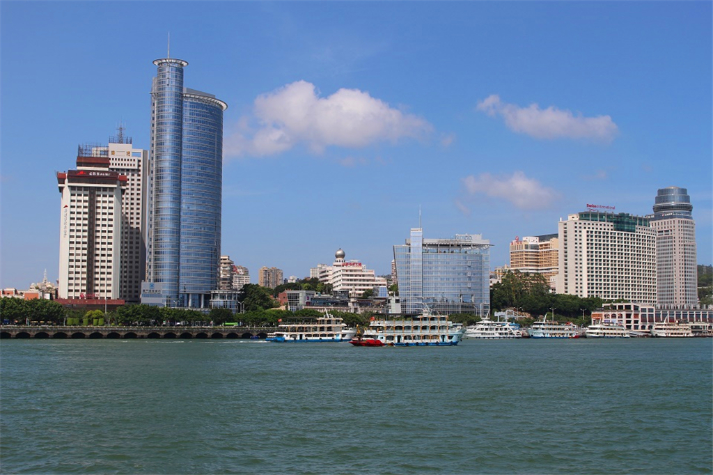 还有一座优美的小岛鼓浪屿,无敌景色厦大鼓浪屿