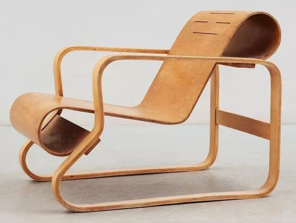 适合用在餐桌书桌,颜值高坐着舒服的经典木椅子也就那么几把