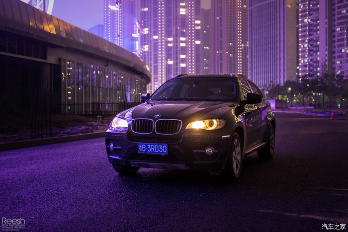 宝马X6,不谈性能如何!自驾遇上大雨还被拍成大片,颜值绝对够!