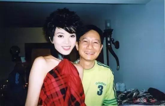 香港女星梅艳芳个人资料,90年代的香港女星梅艳芳