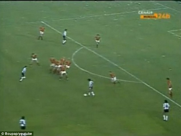 球王马拉多纳1v6,马拉多纳与梅西1v6