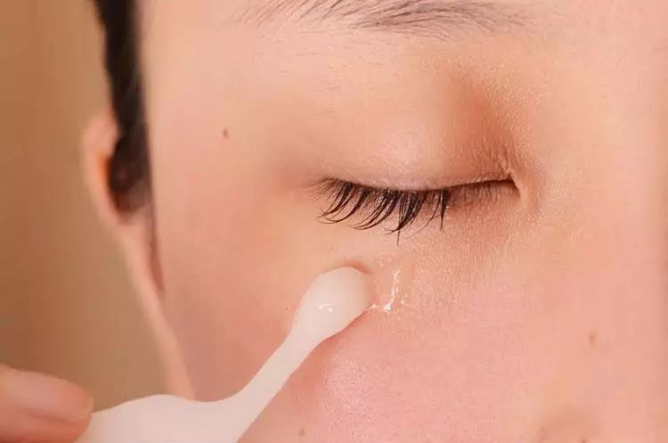 秋冬眼霜功效抗老,适合秋冬用的眼霜