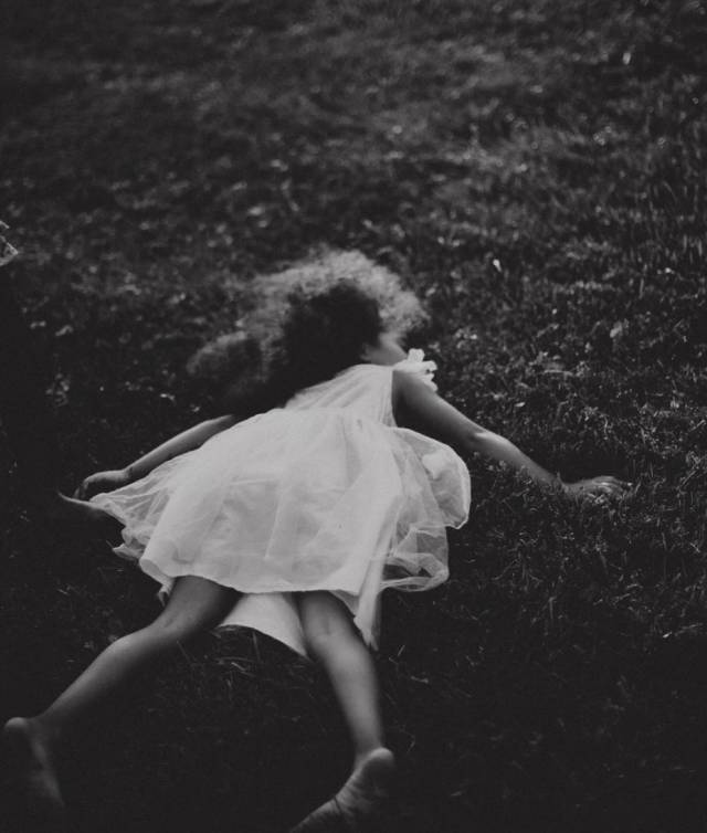 “他们是我童年记忆的提取口令”丨24个人和他们的童年伙伴