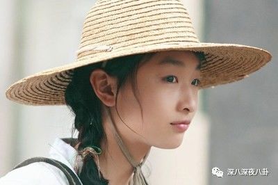 贵圈时刻是个暗流涌动的比拼场，比颜值，比衣品，比演技，比关系