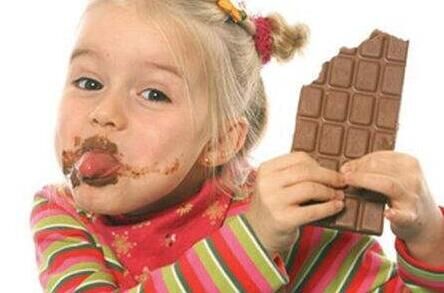 怎样对待孩子的顽皮行为,孩子很顽皮怎么管教他