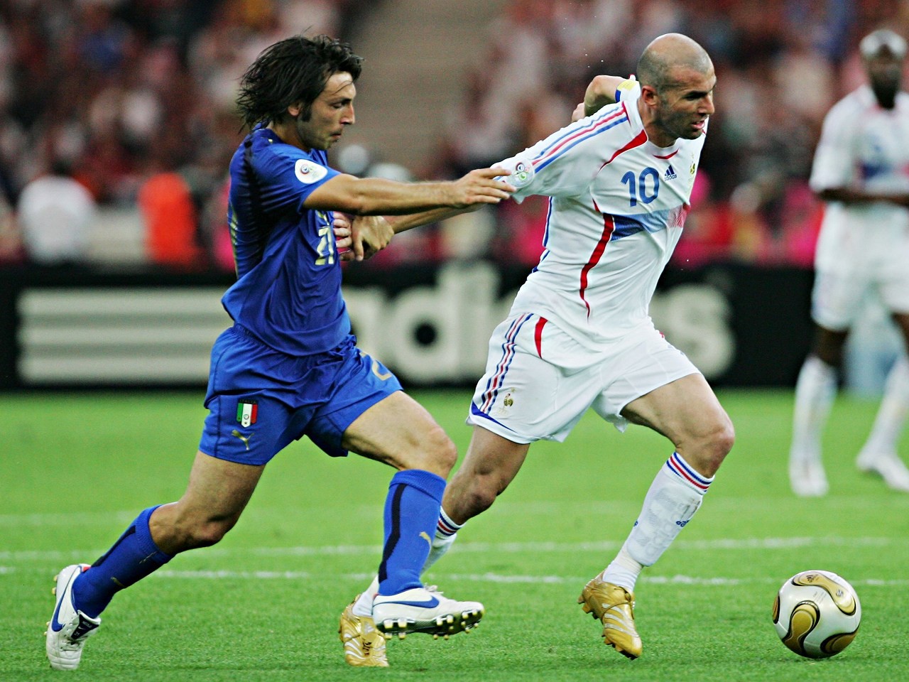 皮尔洛一生之敌,皮尔洛人生有多少个十年可以陪伴