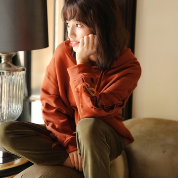 宽松卫衣拯救你,多试试这几款时髦卫衣