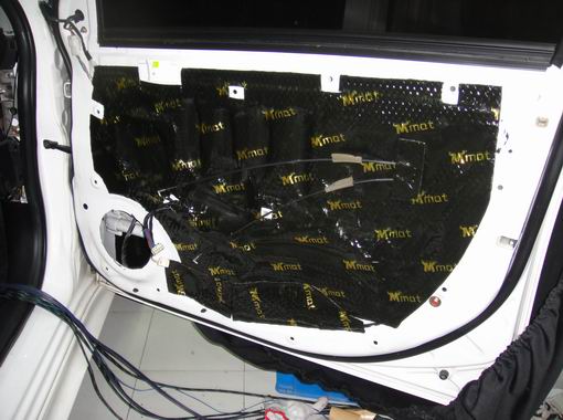 三菱翼神驾驶感受声浪,你想要什么样的声音