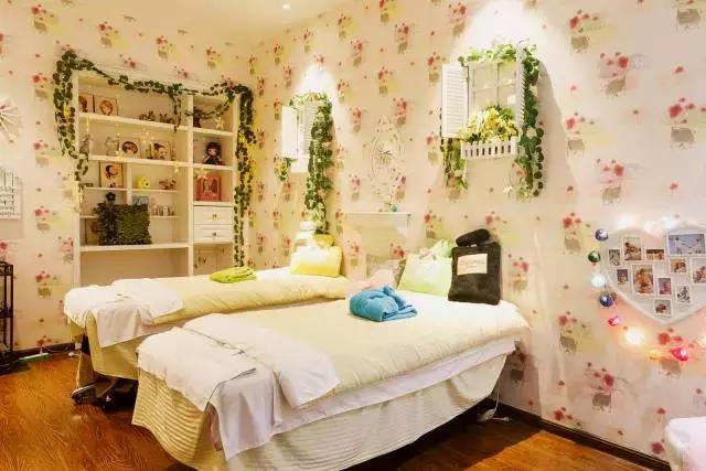 童话般Tiffany蓝！全球第1家抗衰门店落户天津！终于被我找到了！