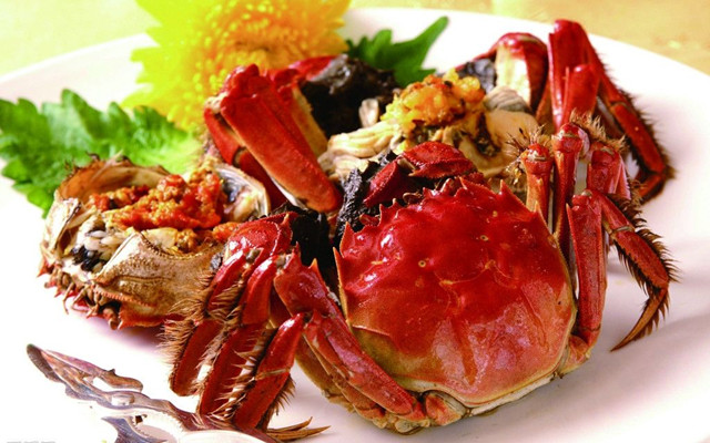 吃了隔夜的螃蟹会不会中毒啊,吃隔夜螃蟹的危害有多大