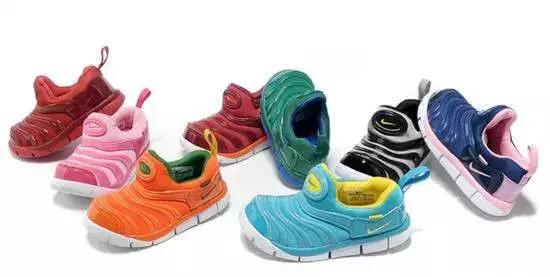 小孩的鞋子今年的新款,孩子的鞋都小了