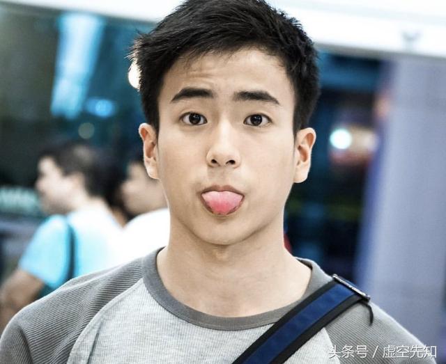 天才枪手班克腹肌,天才枪手男主角肌肉照