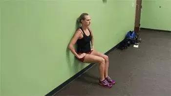 爬山导致膝盖疼怎么恢复,爬山后膝盖疼吃什么药