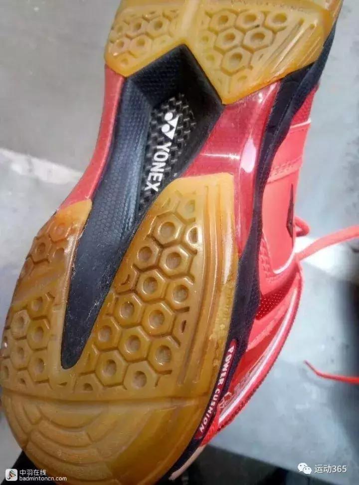 羽毛球运动能量损耗,羽毛球损耗为什么这么大