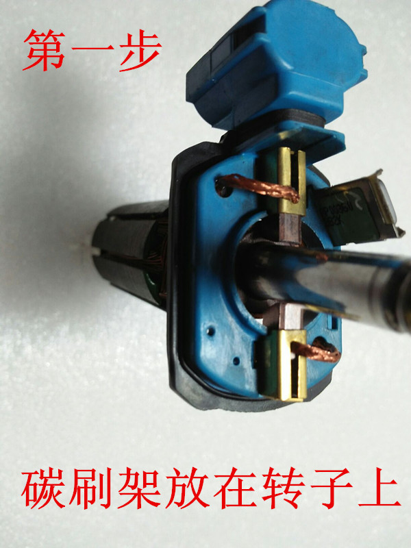 别克凯越玻璃电机碳刷更换教程,凯越升降器碳刷更换视频
