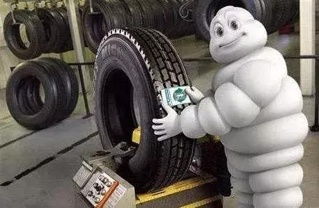 卡罗拉1.6自动挡费油吗,卡罗拉1.6自动挡低配多少钱