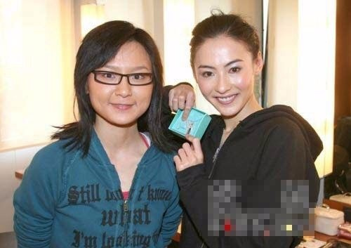 缩小版周笔畅,大脸变小的视频