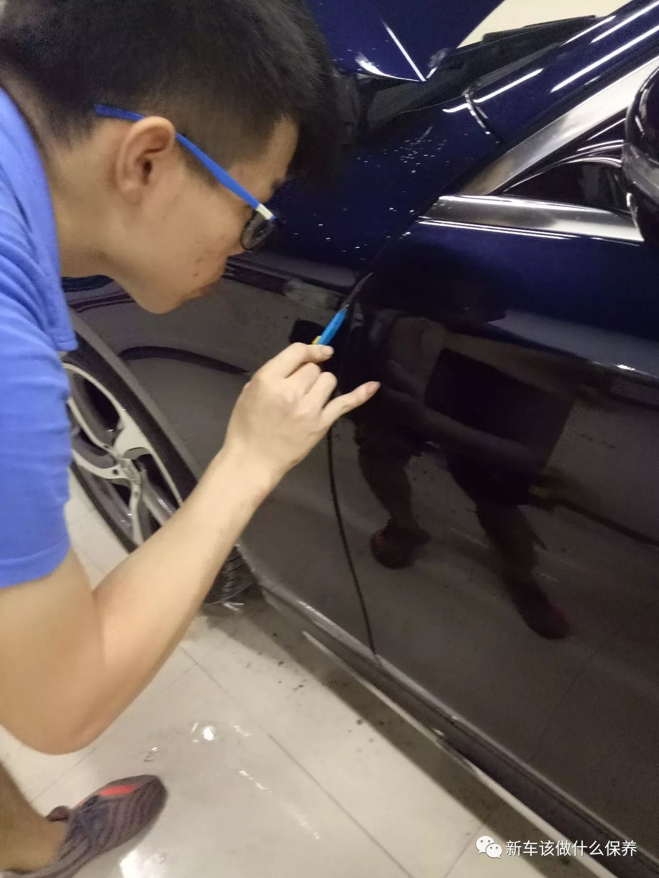 镀晶好还是贴膜的好,汽车打蜡贴膜好还是镀晶好