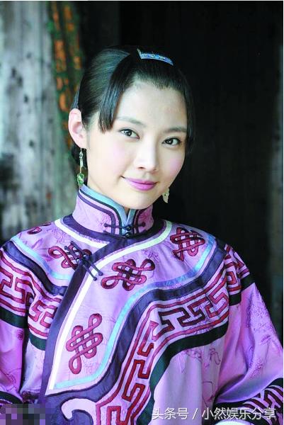 20岁出道，后凭借着热播网剧大红，今合作甄子丹刘德华作品卖5亿